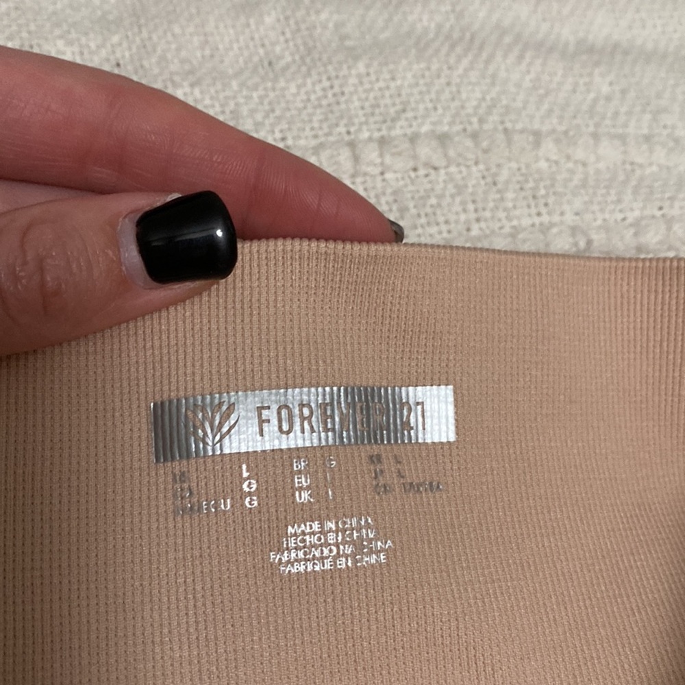 NWT forever 21 biker shorts - Picture 4 of 5